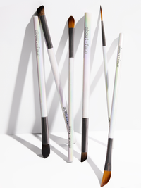 Angled Wing Tip Liner Brush