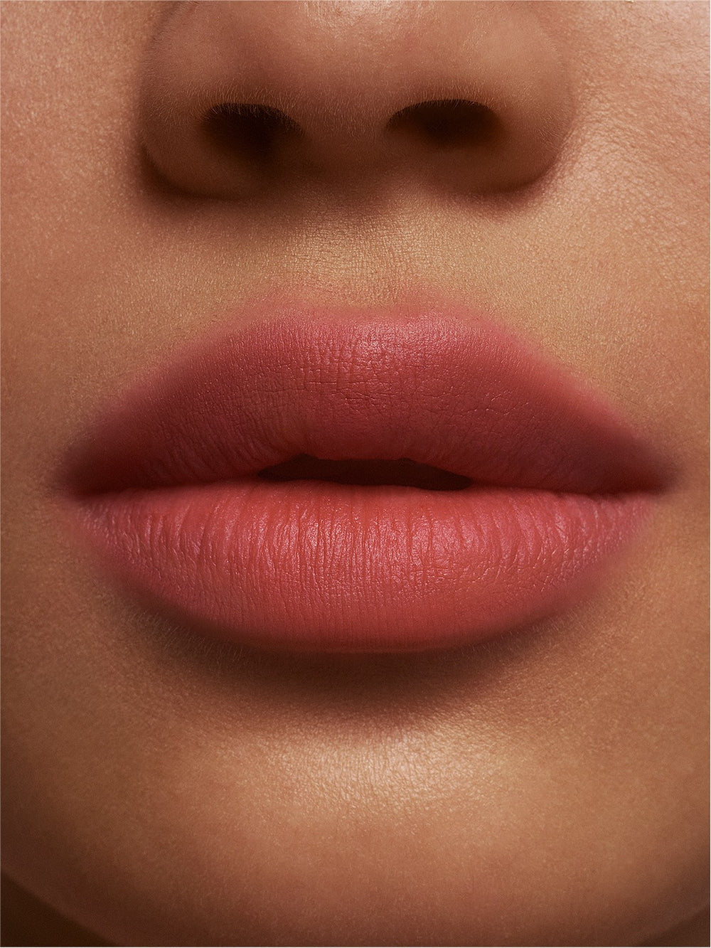 BLURRED MATTE LIP PLUMP – about-face